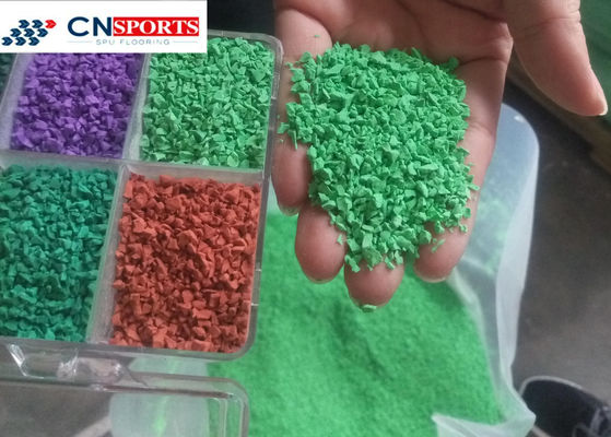 Green Polyurethane Binder Rubber Granules Anti UV For Playground